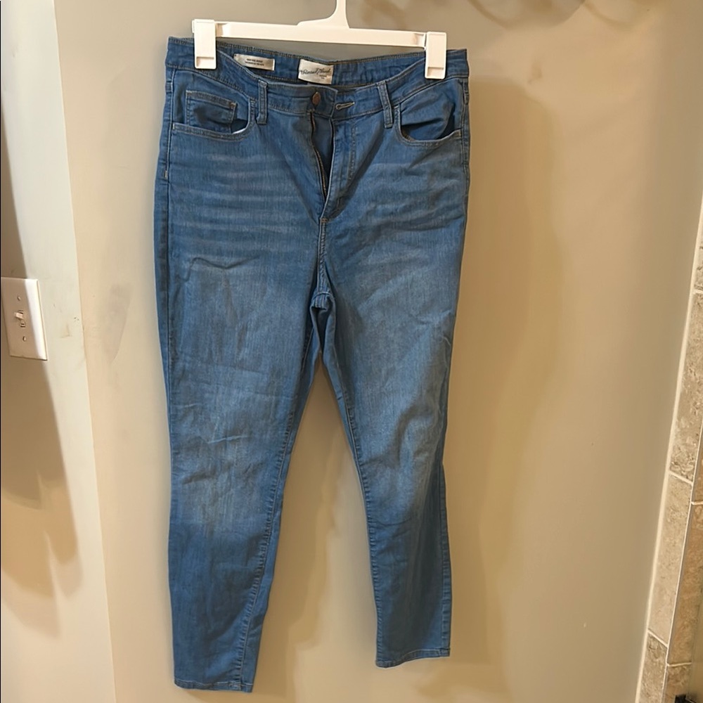 Universal Thread Light Blue High-Rise Skinny Jeans